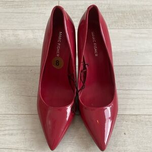 Ruby Red 3 1/2 in heels silver lining in back 
Brand new 
Never been worn